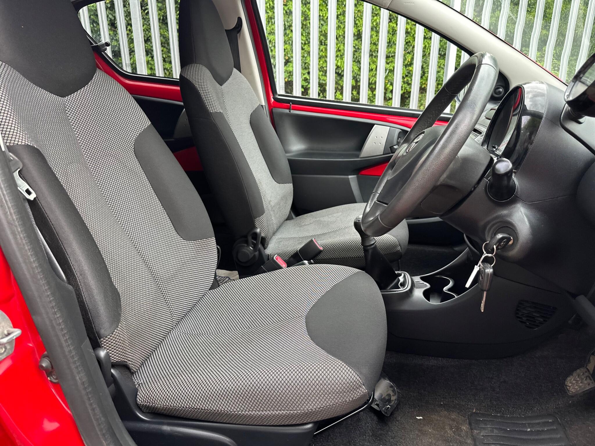 2014 Toyota AYGO image 14