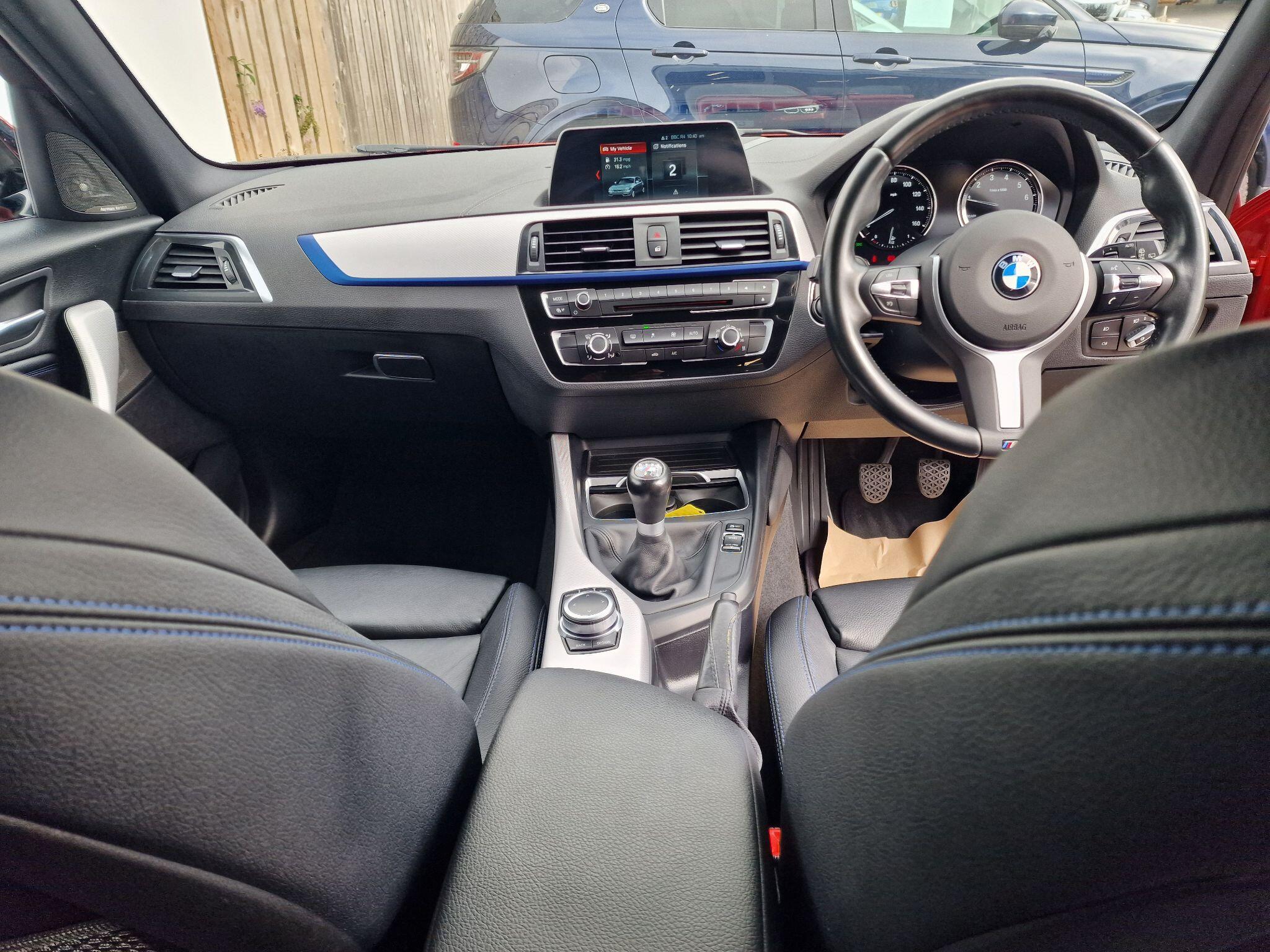 BMW 1 Series view 17