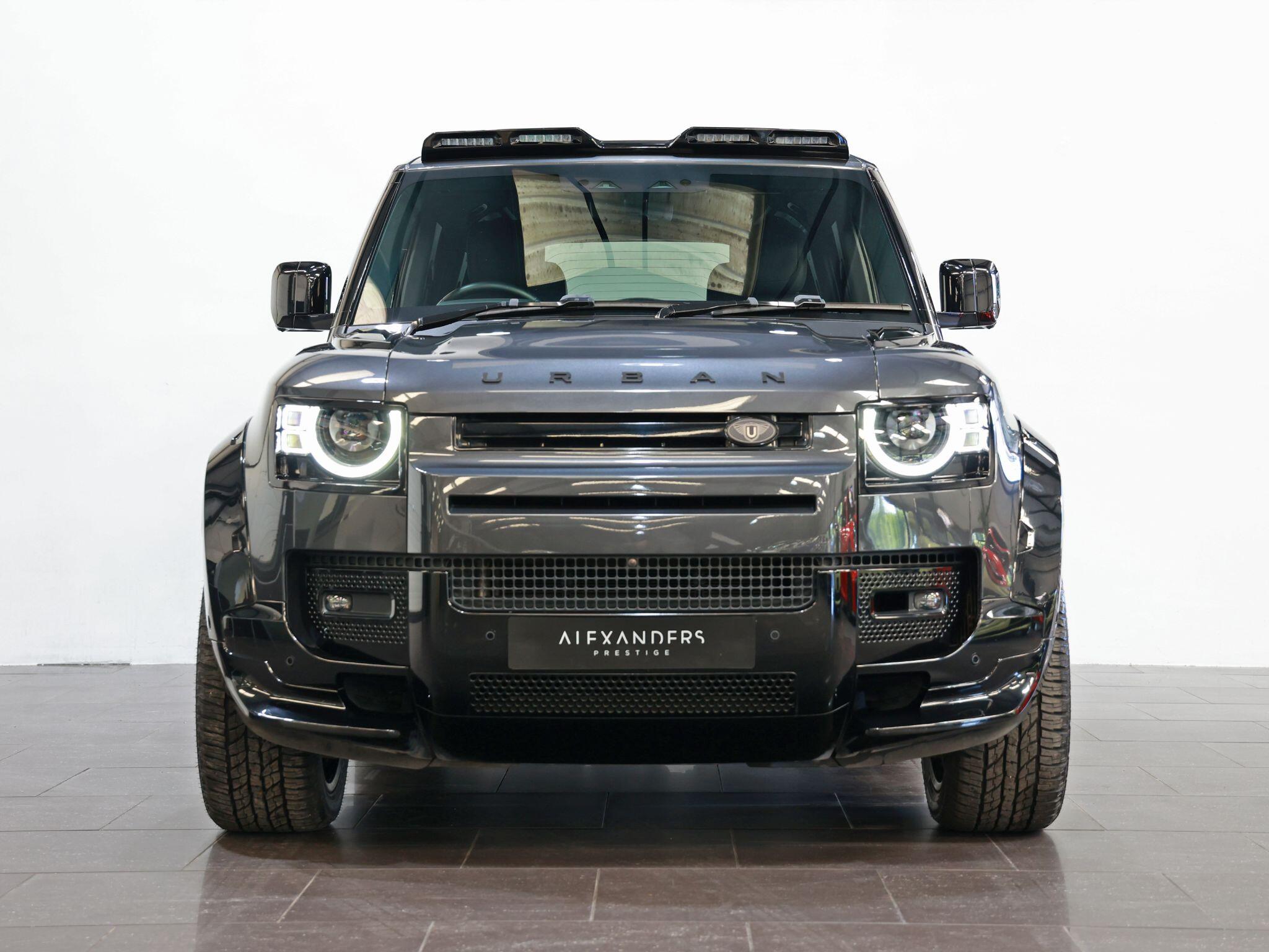 Land Rover Defender view 10