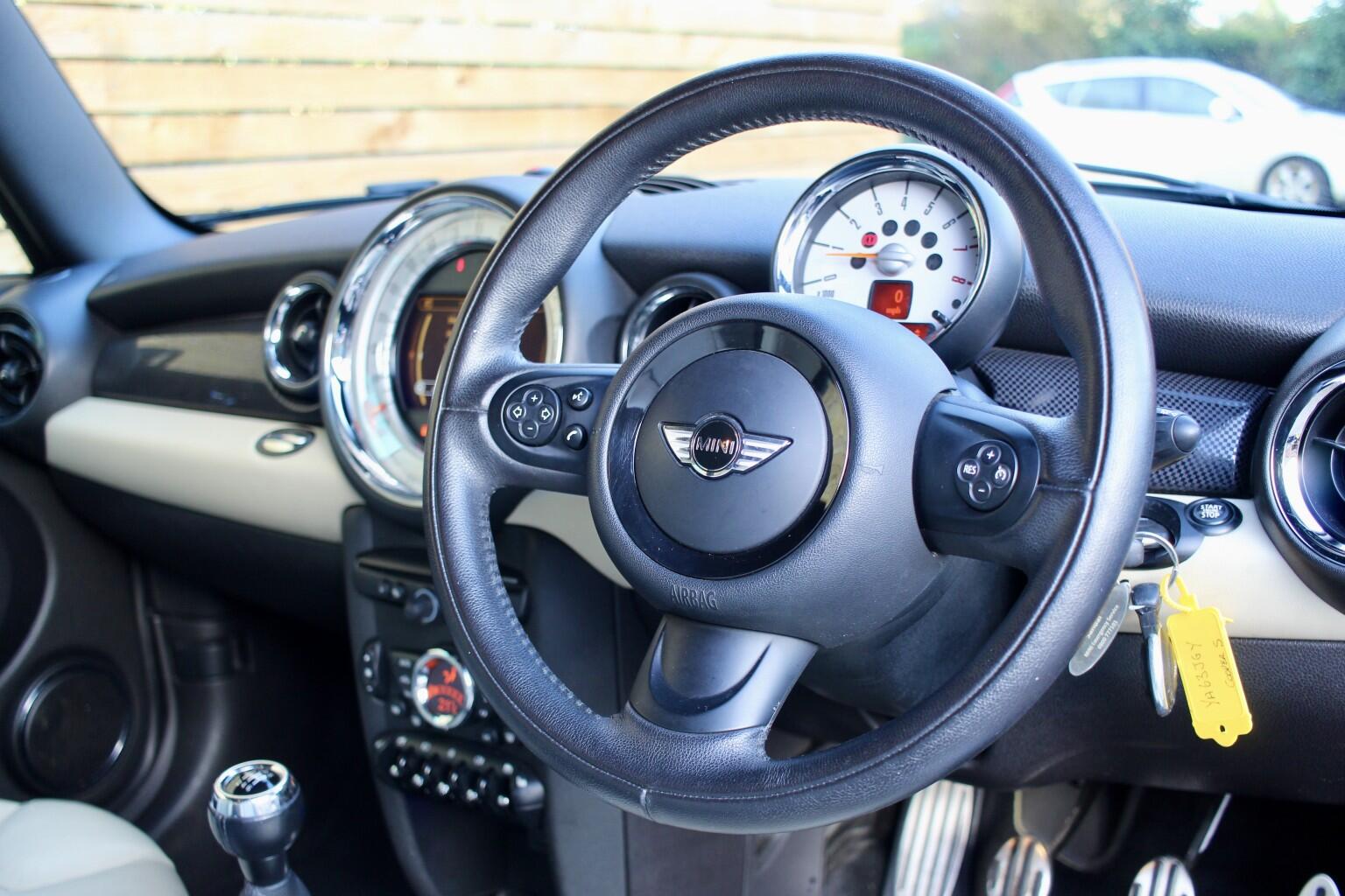 Mini Hatch view 20