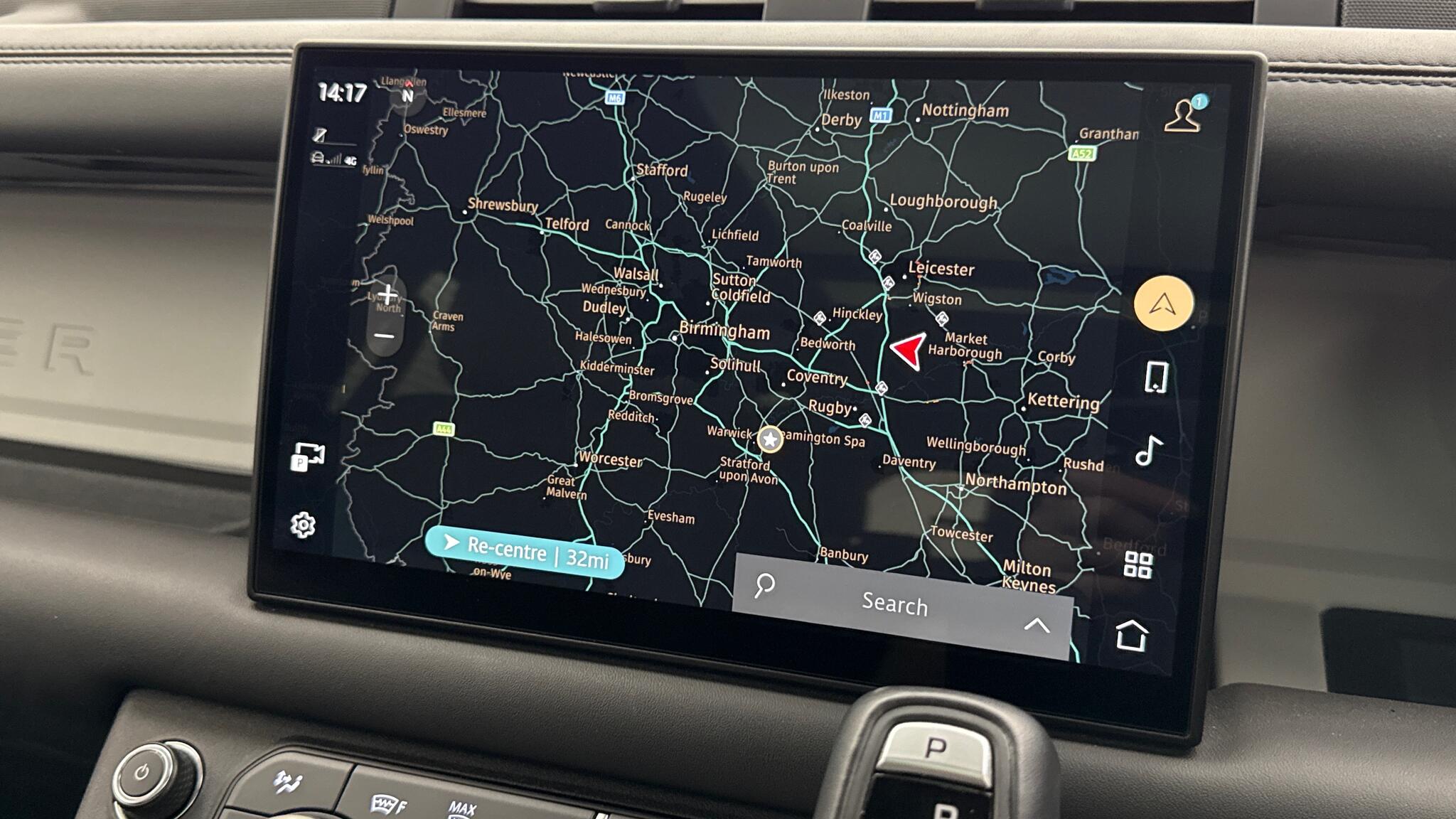 Land Rover Defender view 11