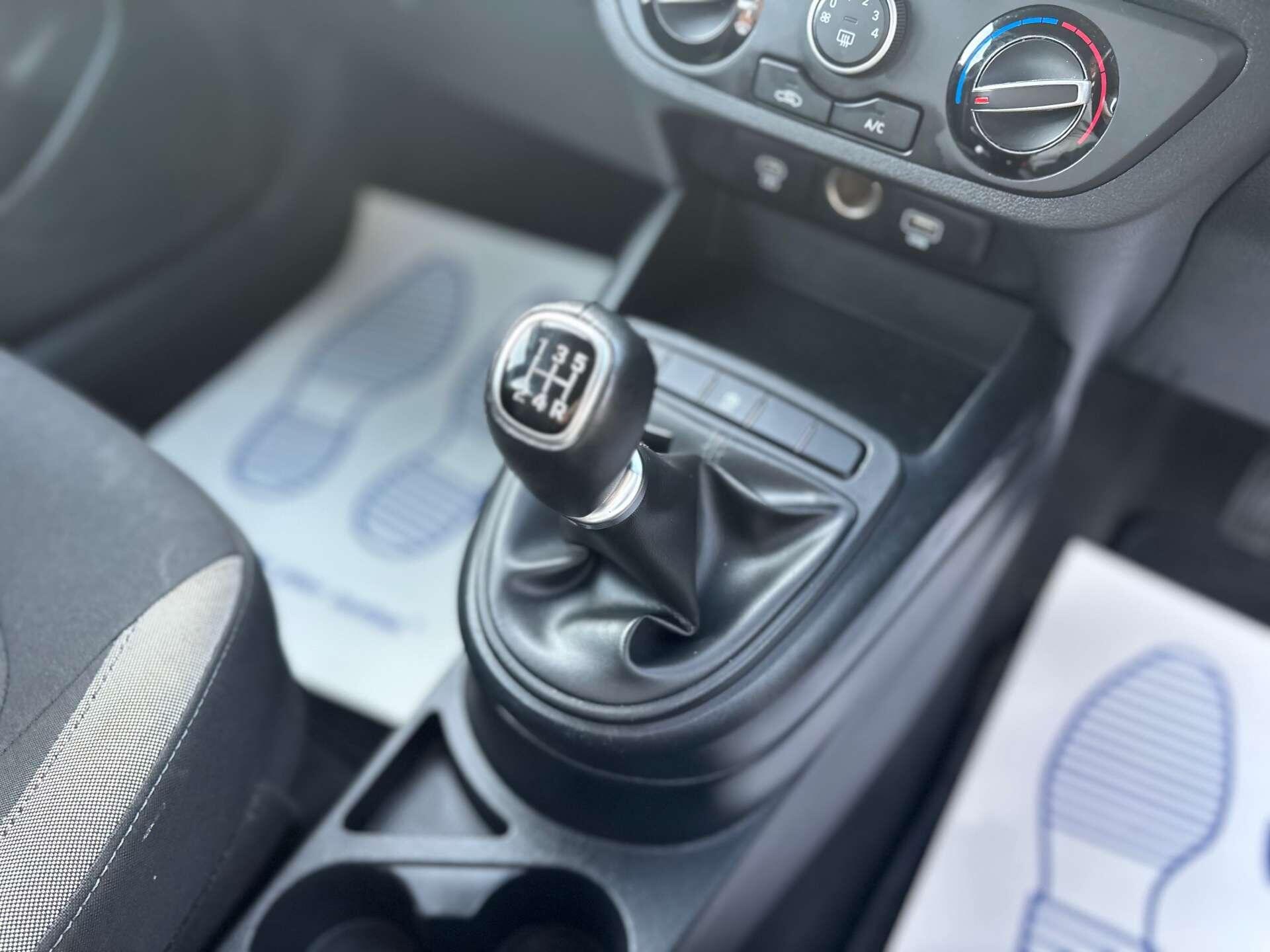 Hyundai I10 view 40