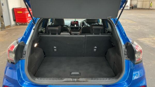 Ford Puma view 13