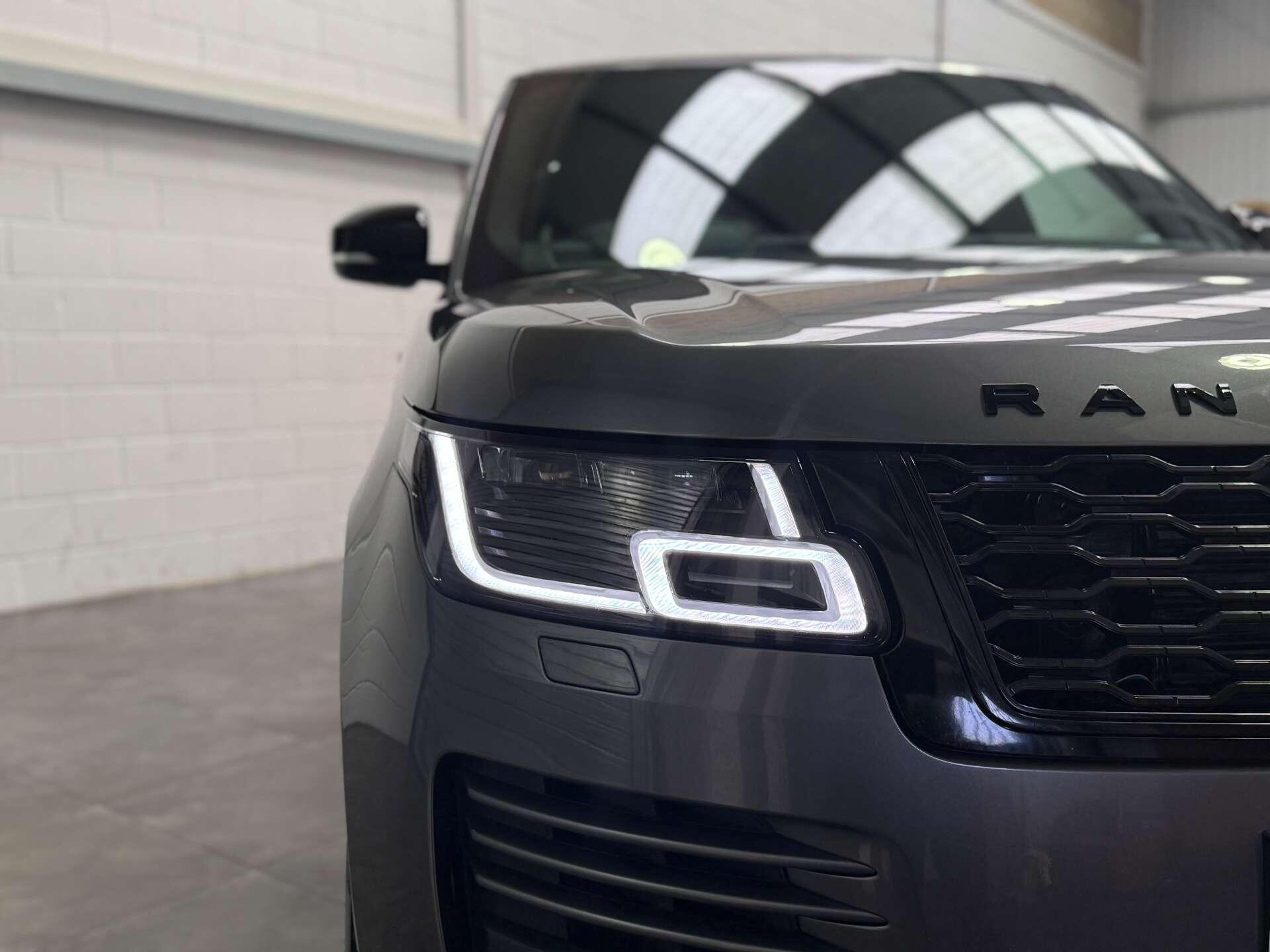 Land Rover Range Rover view 11