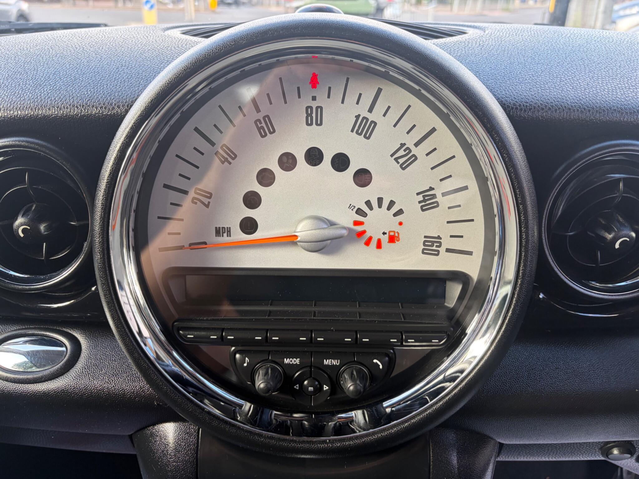 Mini Hatch view 49