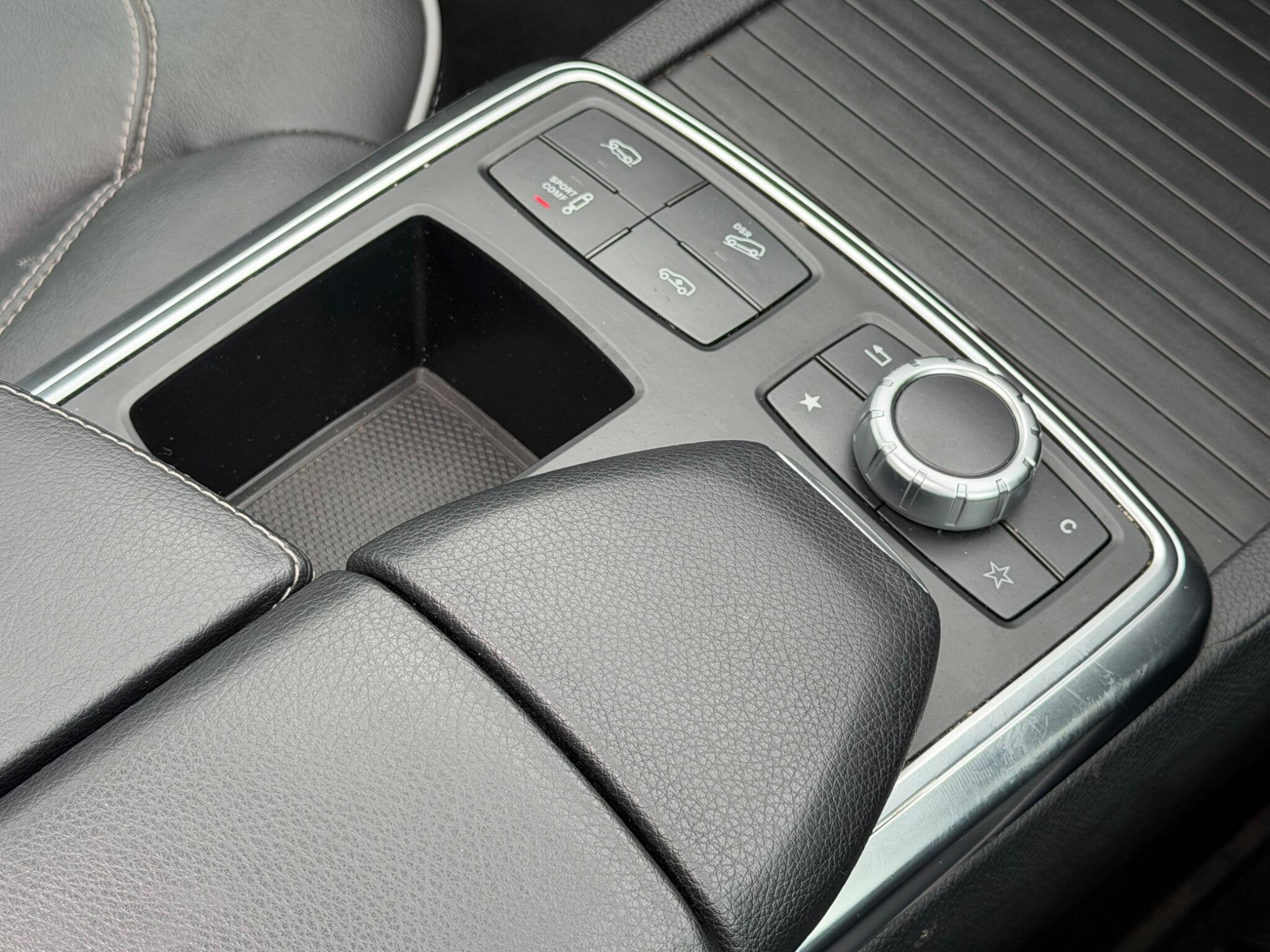 Mercedes-Benz GL view 41