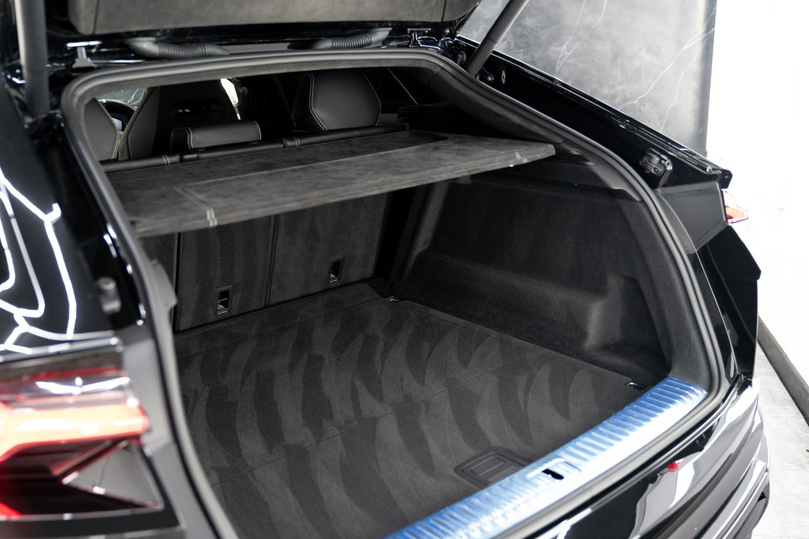 Lamborghini Urus view 24