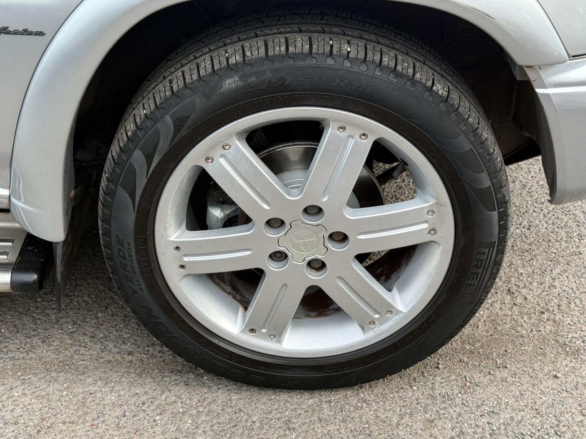 Mitsubishi Shogun Pinin - Image 13