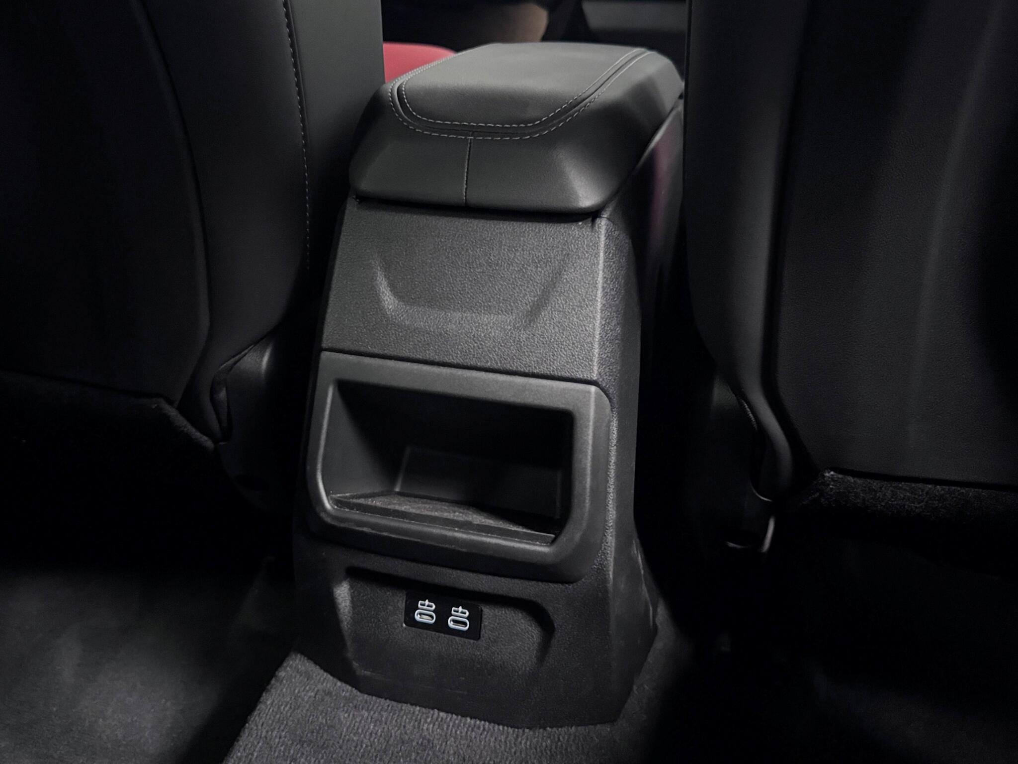 BMW 1 Series view 21