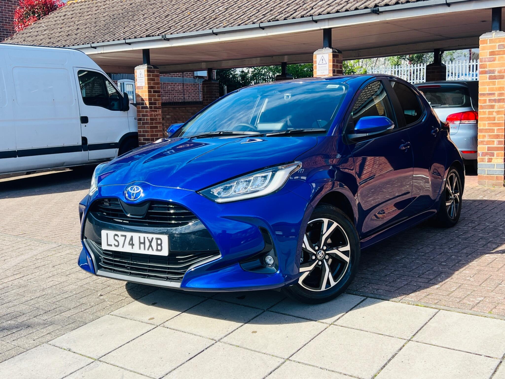 Toyota Yaris view 19