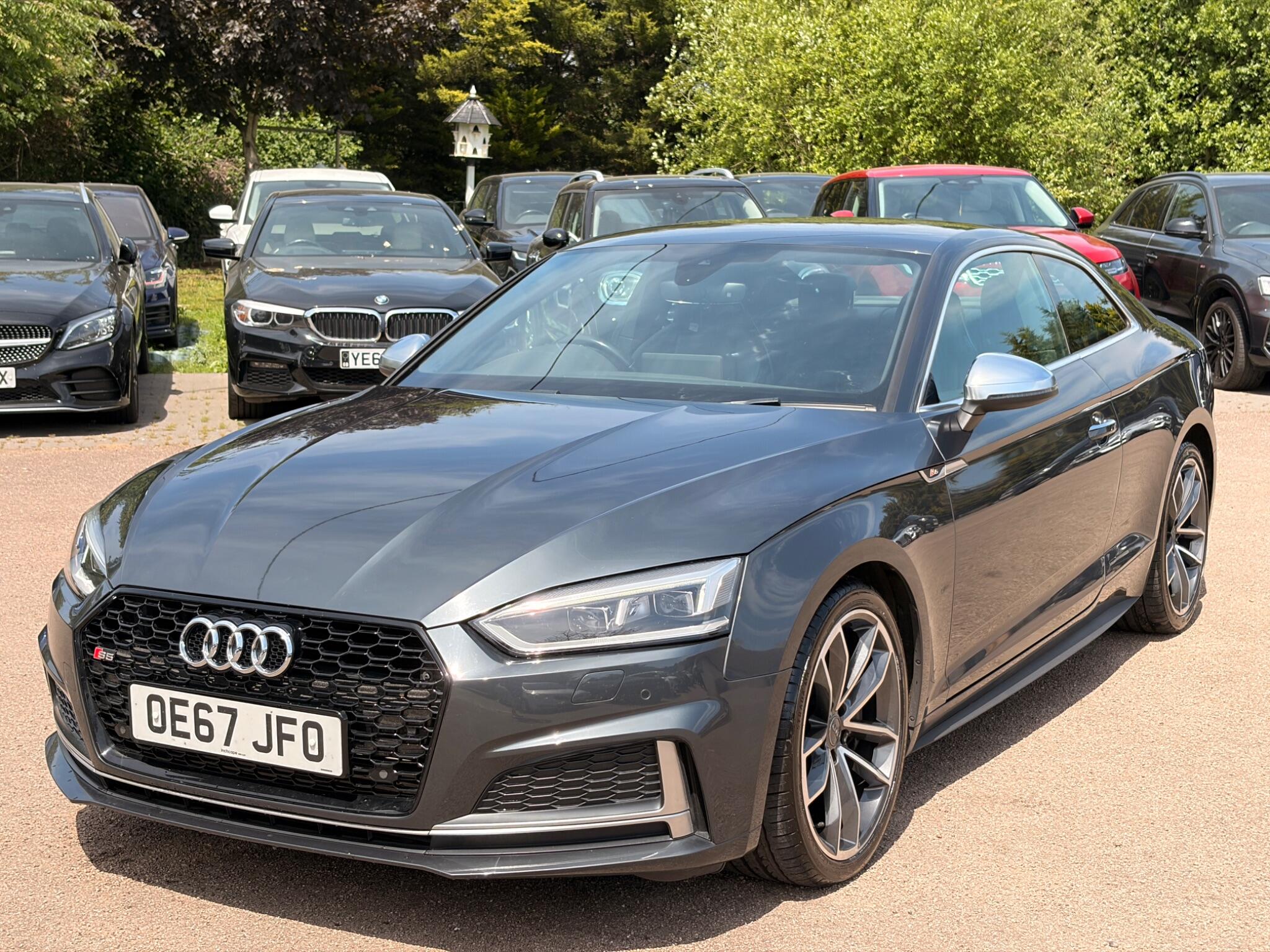 Audi S5 main image