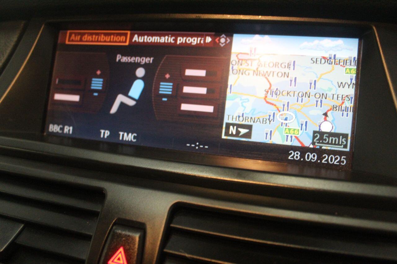 BMW X6 view 35