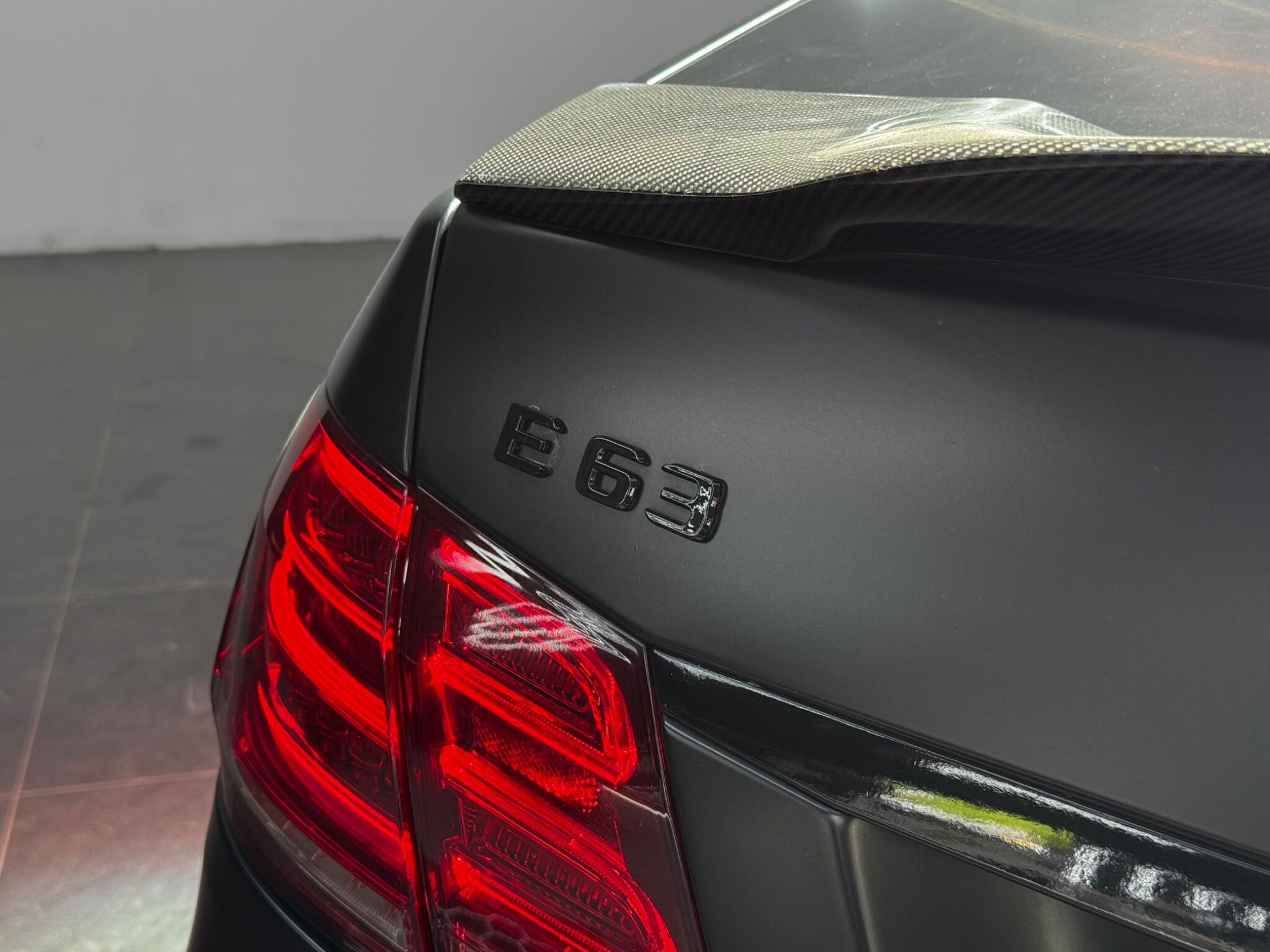 Mercedes-Benz E-Class view 42