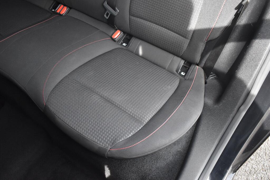 Ford Focus view 42