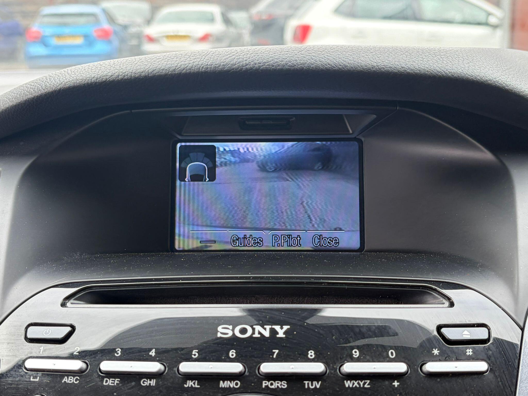 Ford Focus view 27