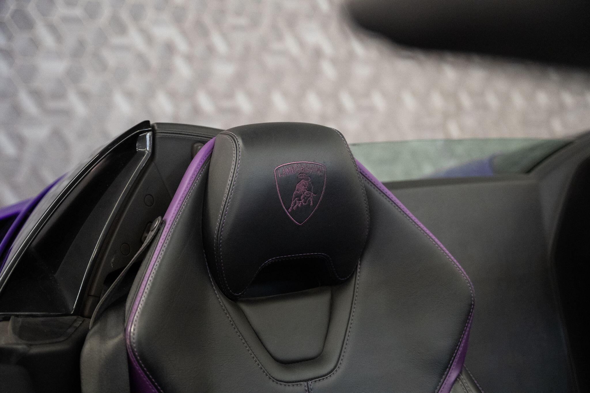 Lamborghini Huracan view 16