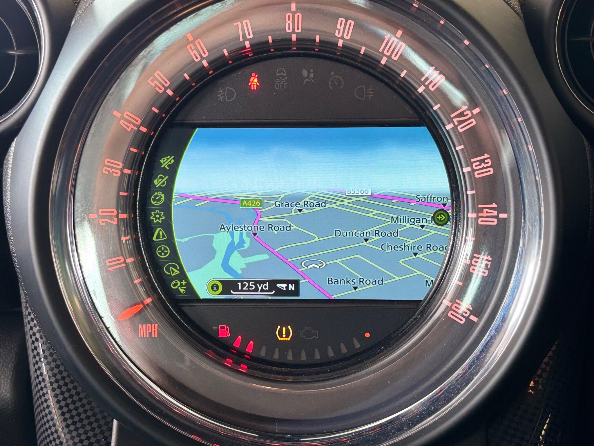 Mini Countryman view 27