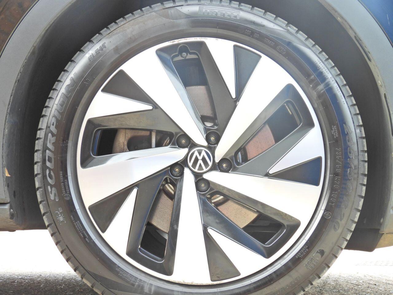 Volkswagen ID.5 view 14