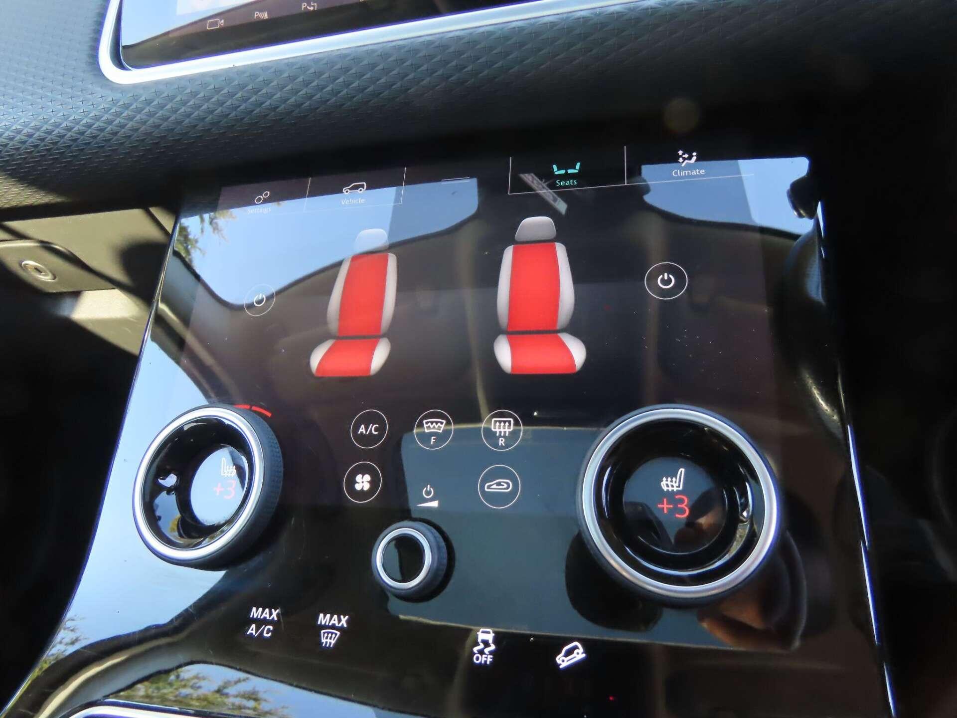 Land Rover Range Rover Velar view 13