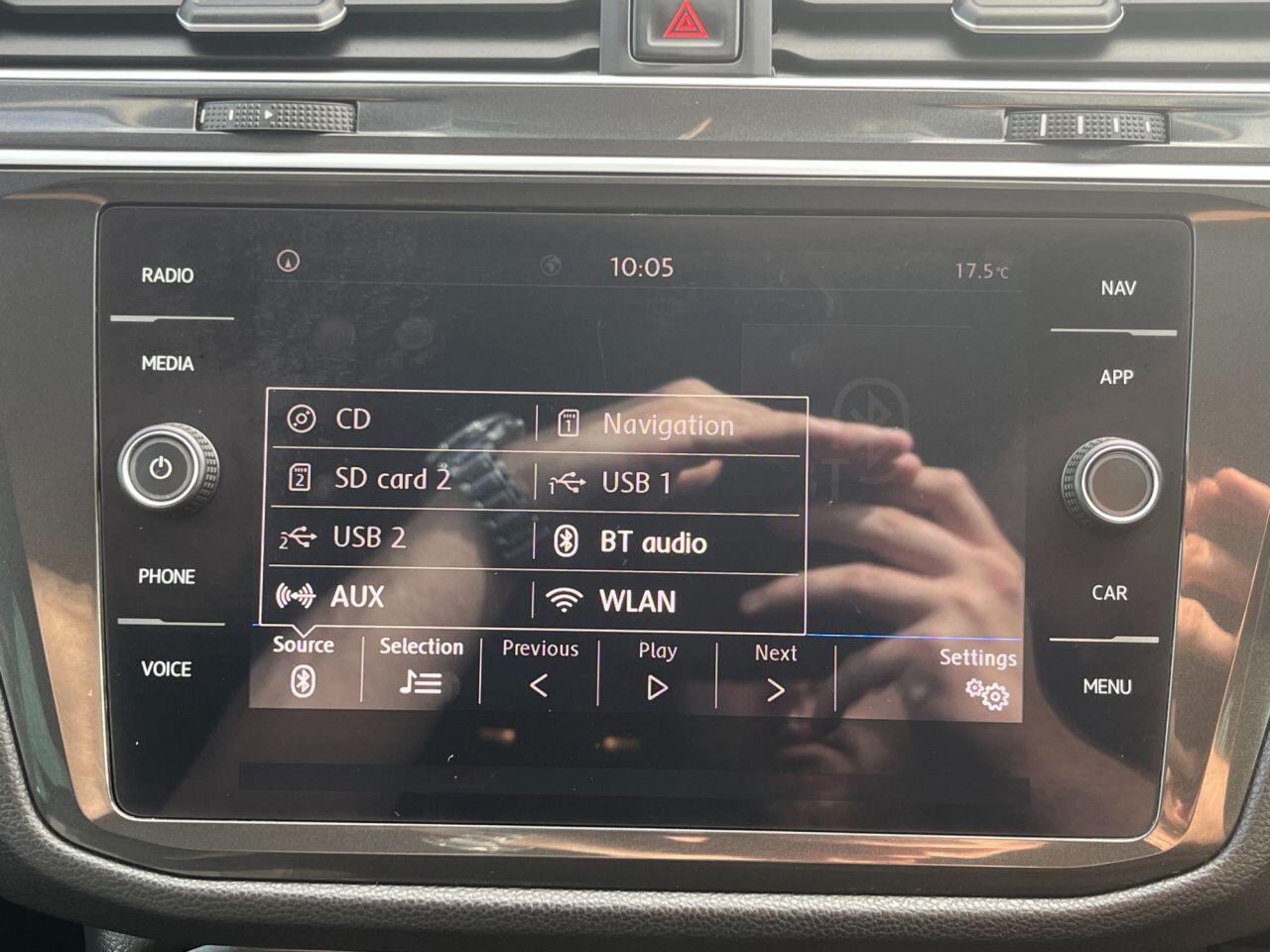 Volkswagen Tiguan view 24