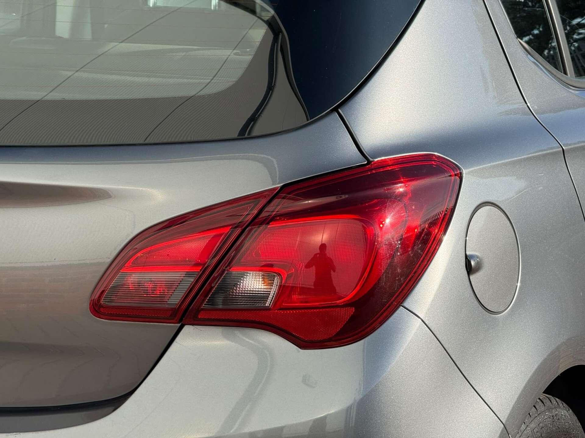 Vauxhall Corsa view 15
