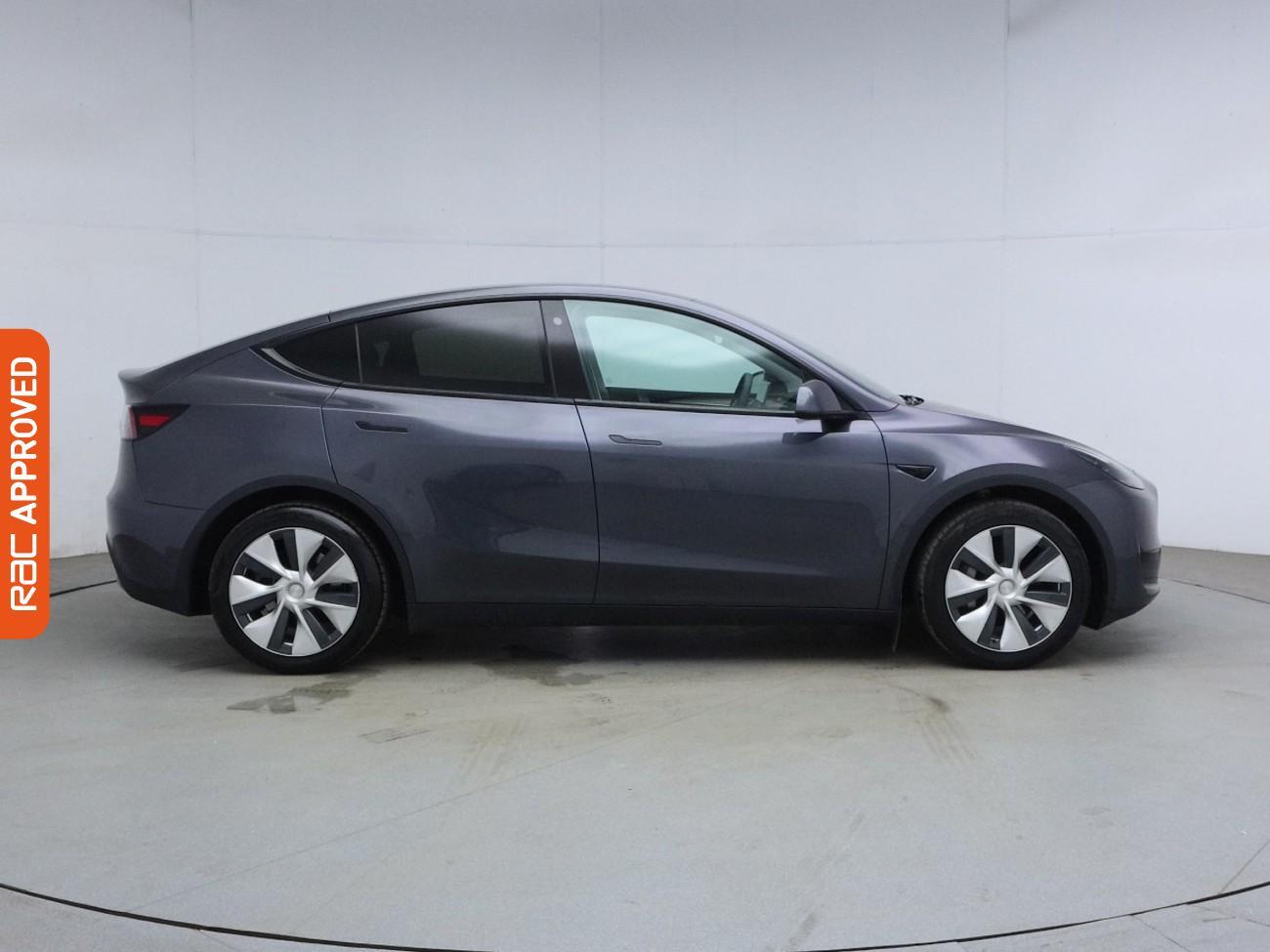 Tesla Model Y view 7