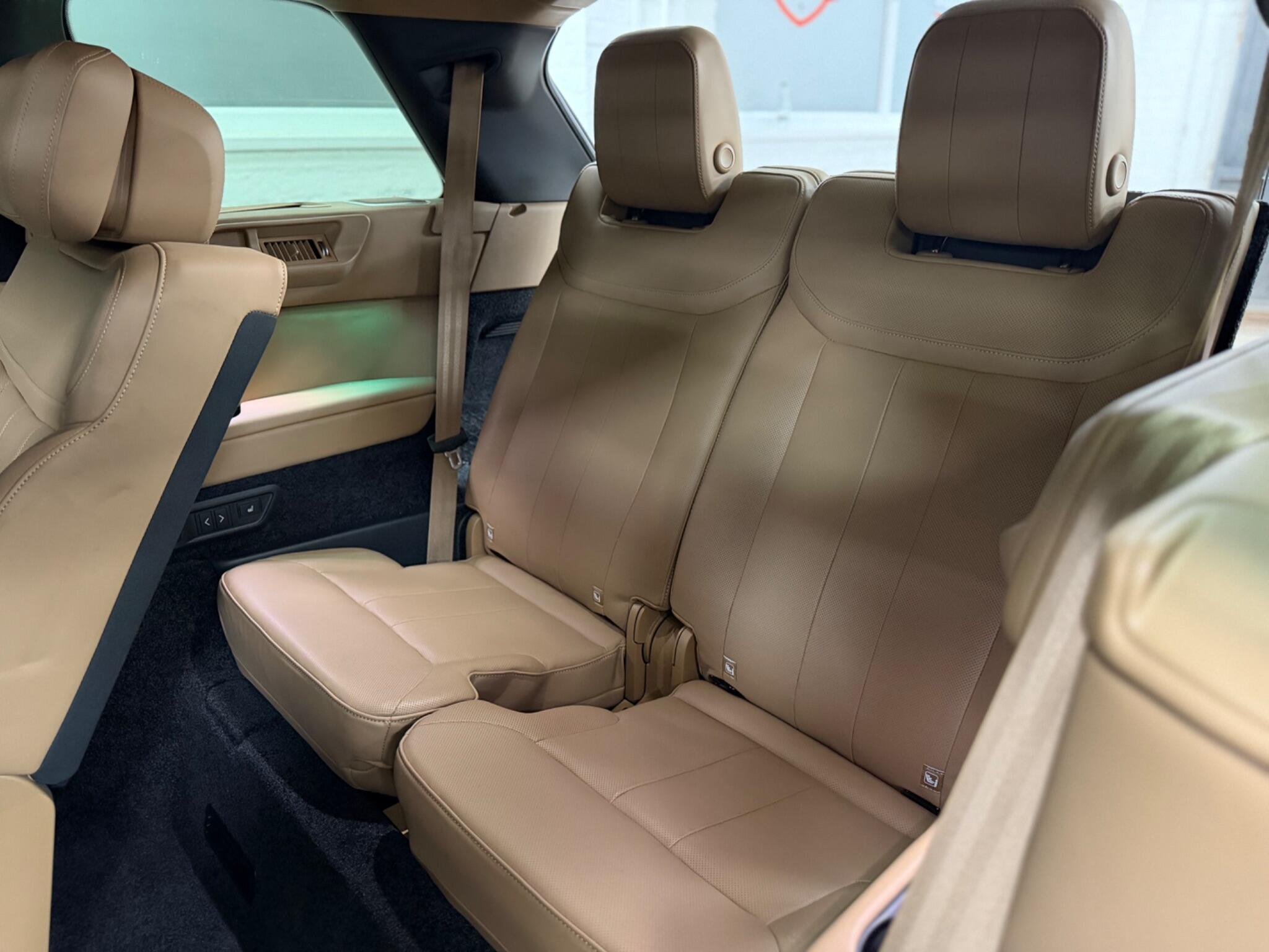 Land Rover Range Rover view 62