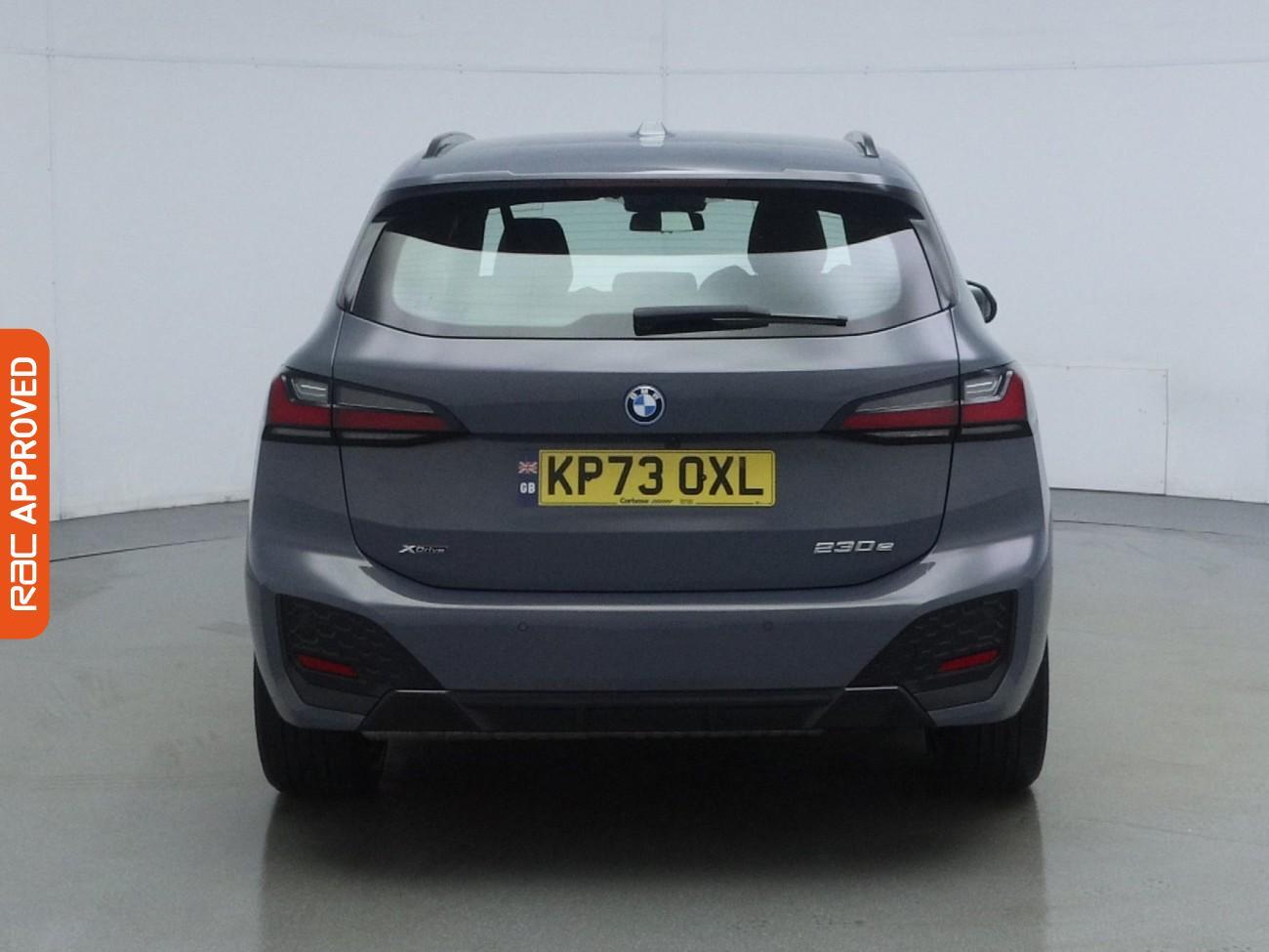 BMW 2 Series view 9