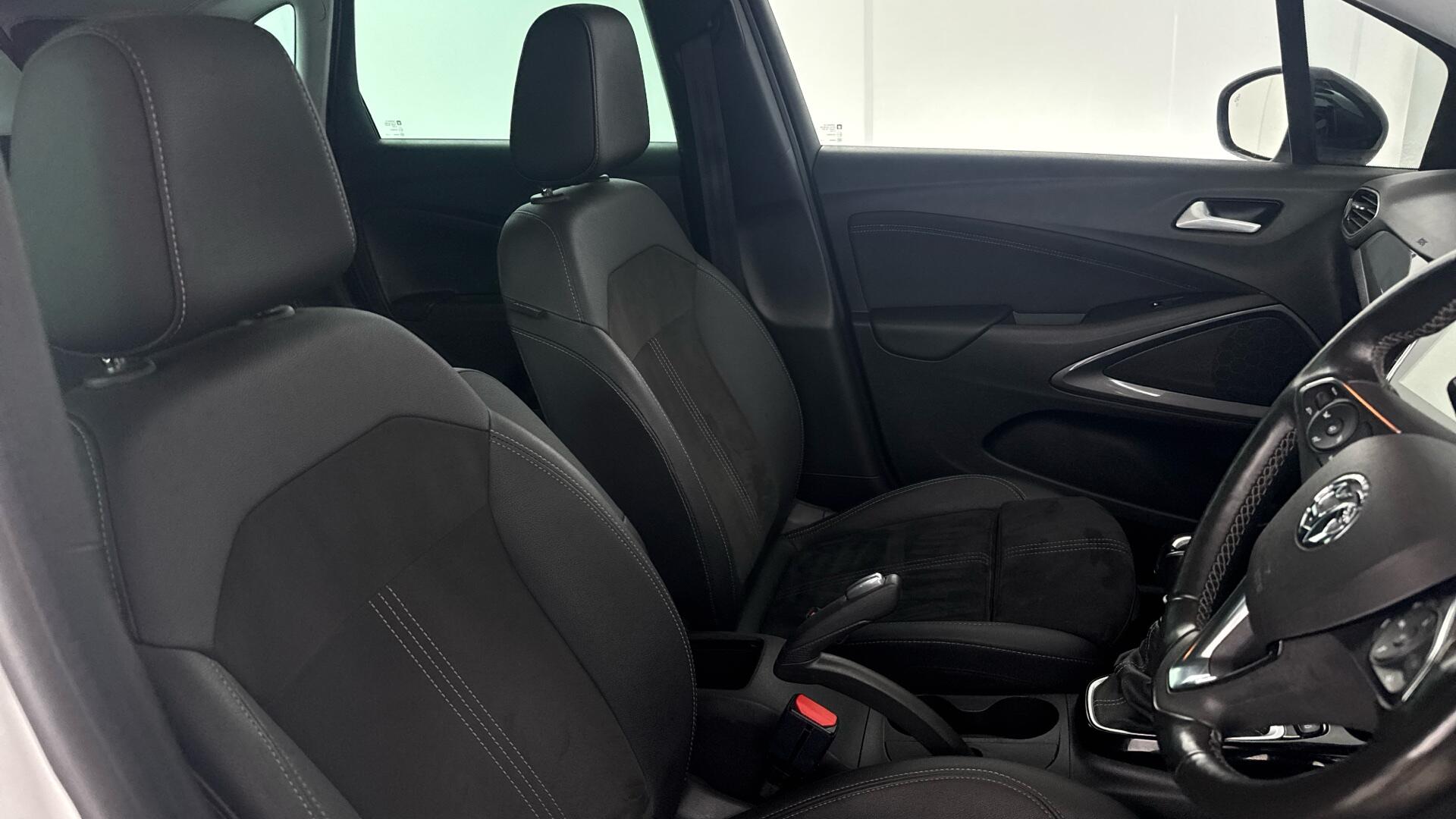 Vauxhall Crossland view 17