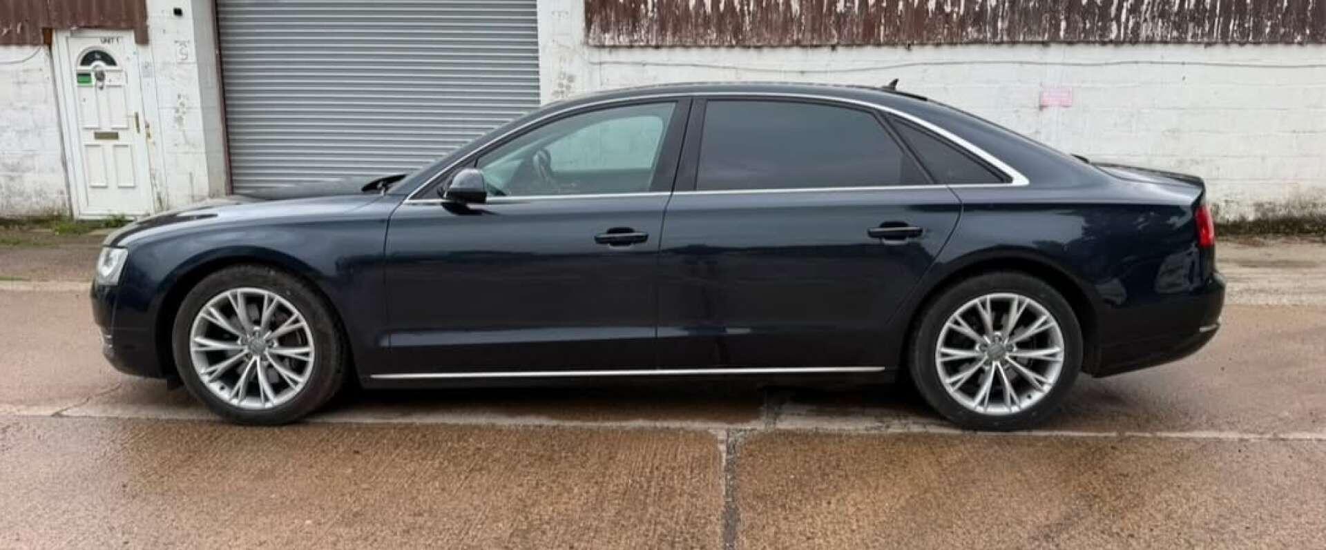 Audi A8 view 4