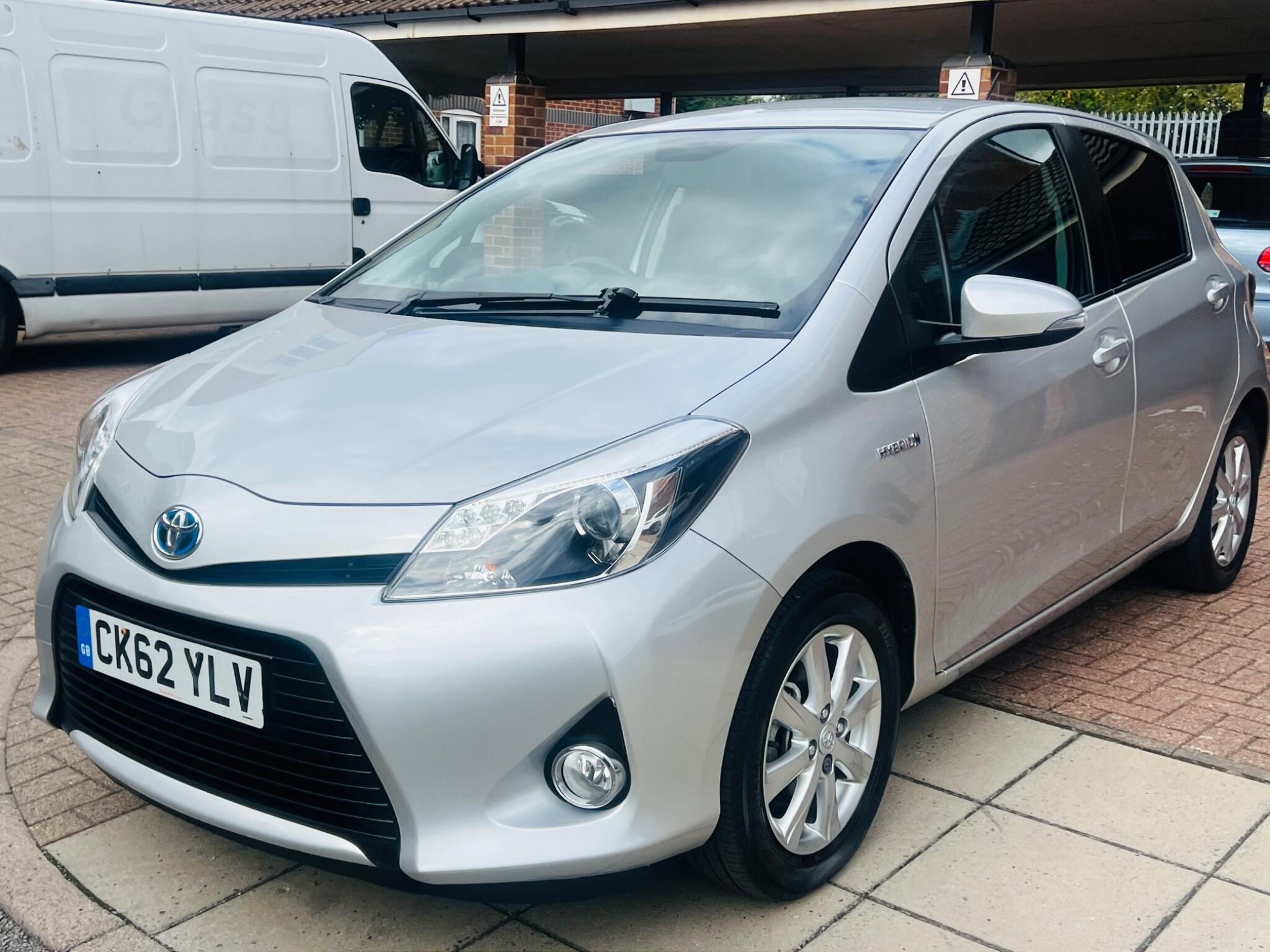 Toyota Yaris view 15