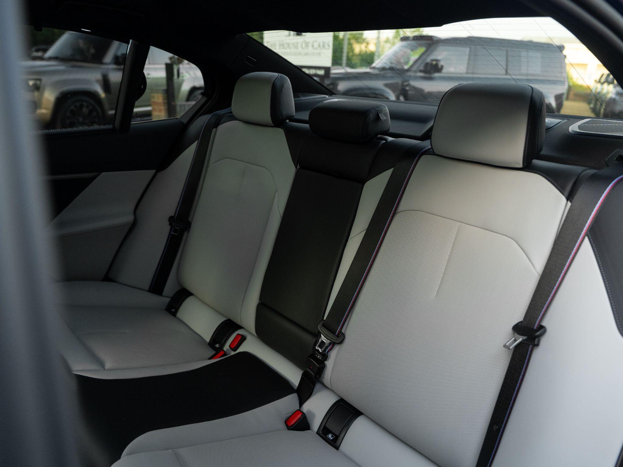 BMW M5 view 48