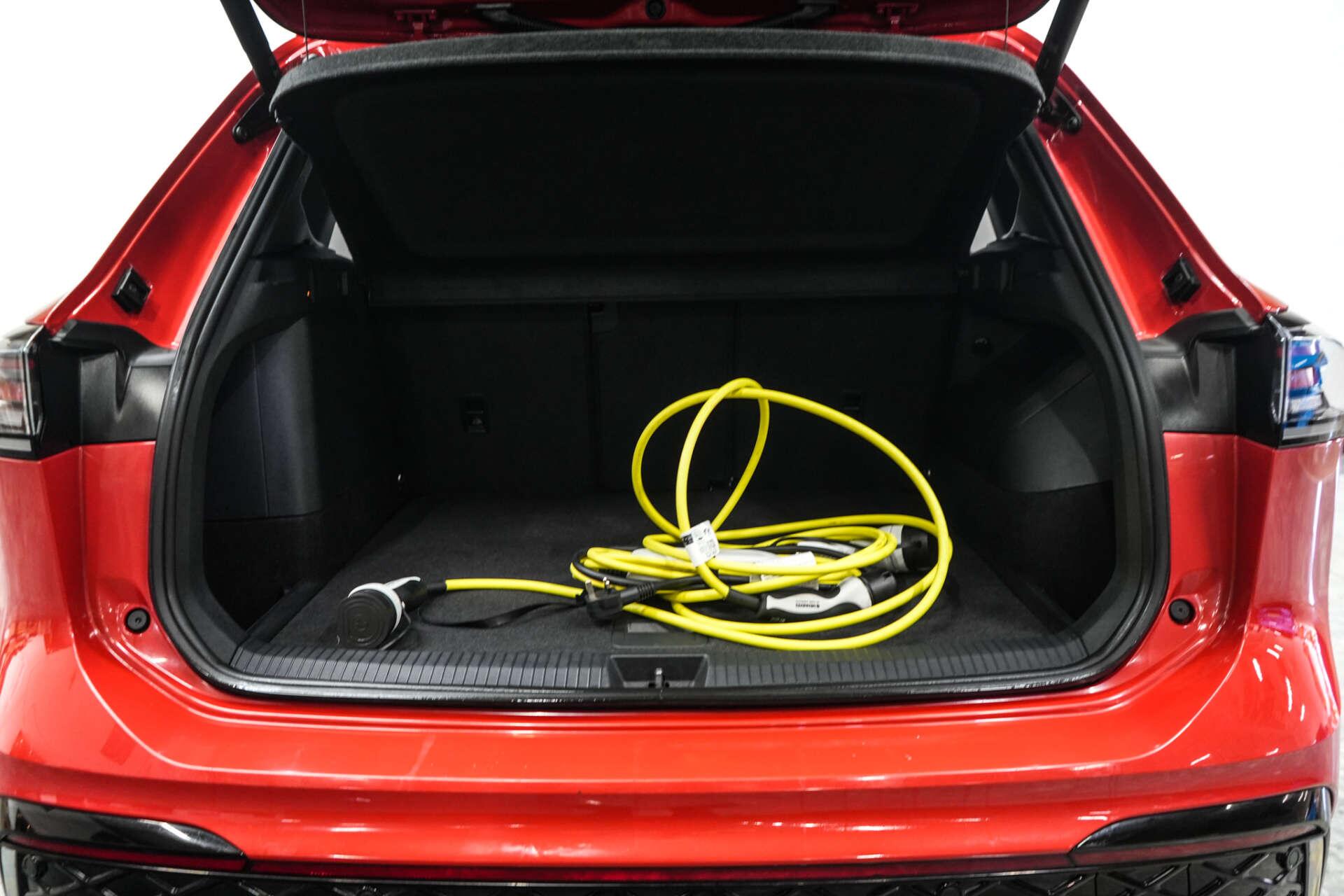 Volkswagen Tiguan view 14