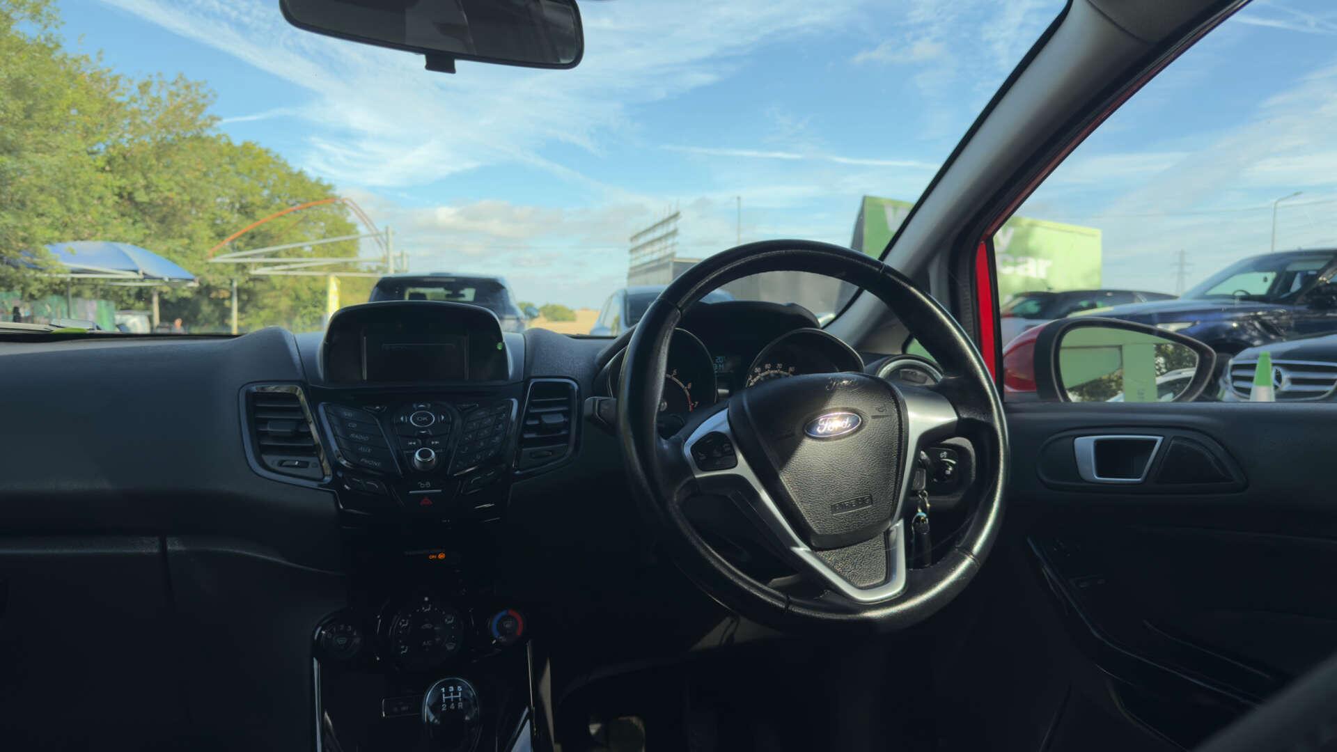 Ford Fiesta view 30