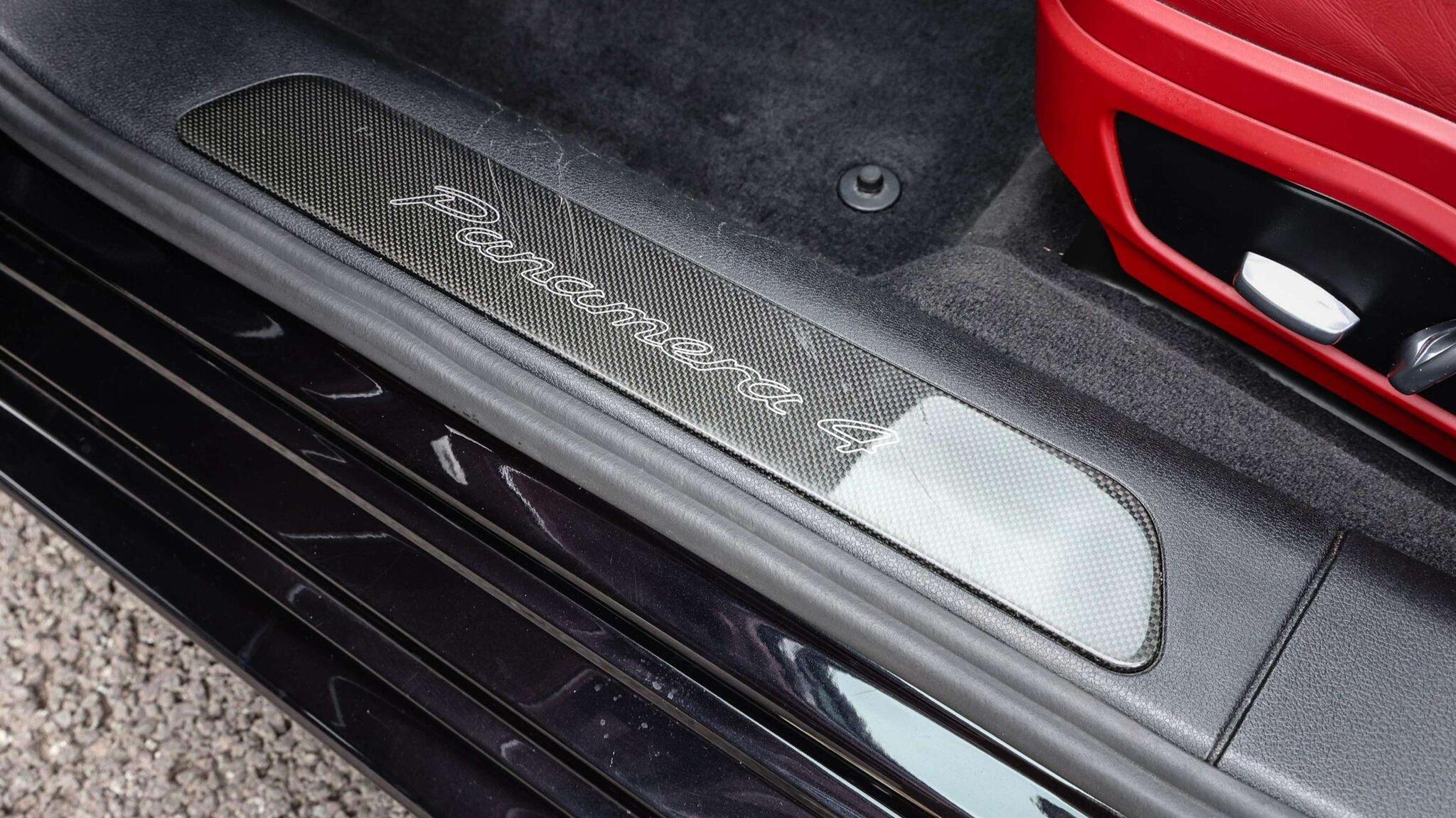 Porsche Panamera view 26