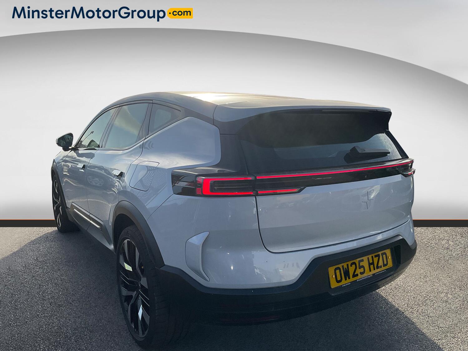 Polestar 3 view 4