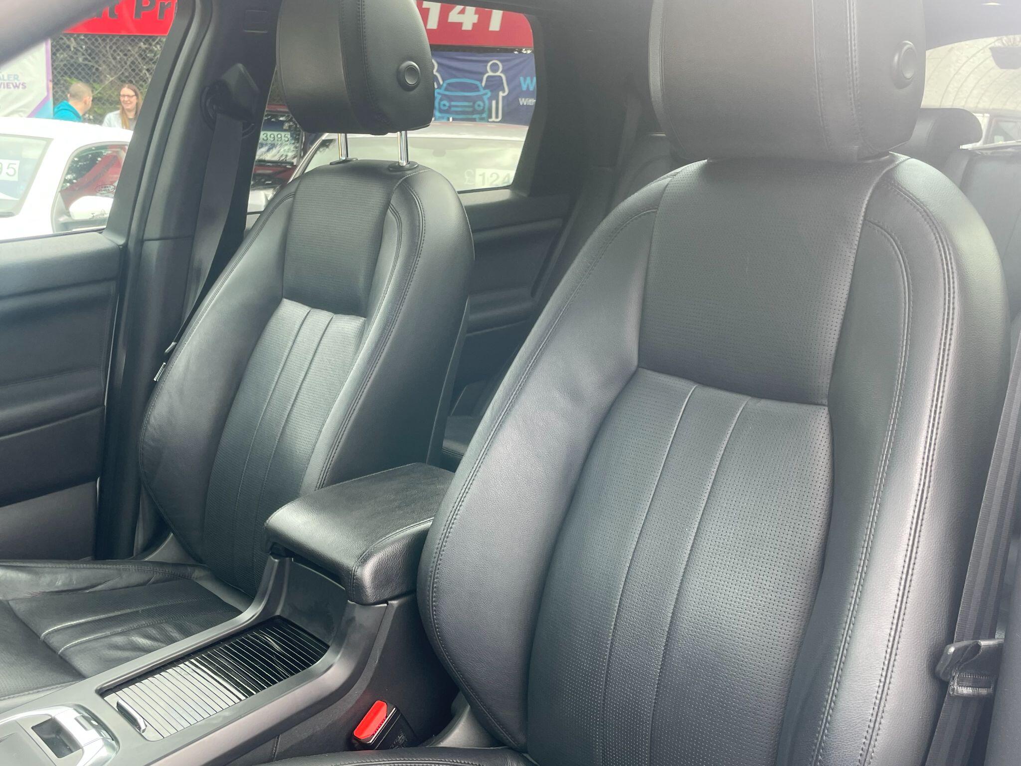 Land Rover Discovery Sport view 26