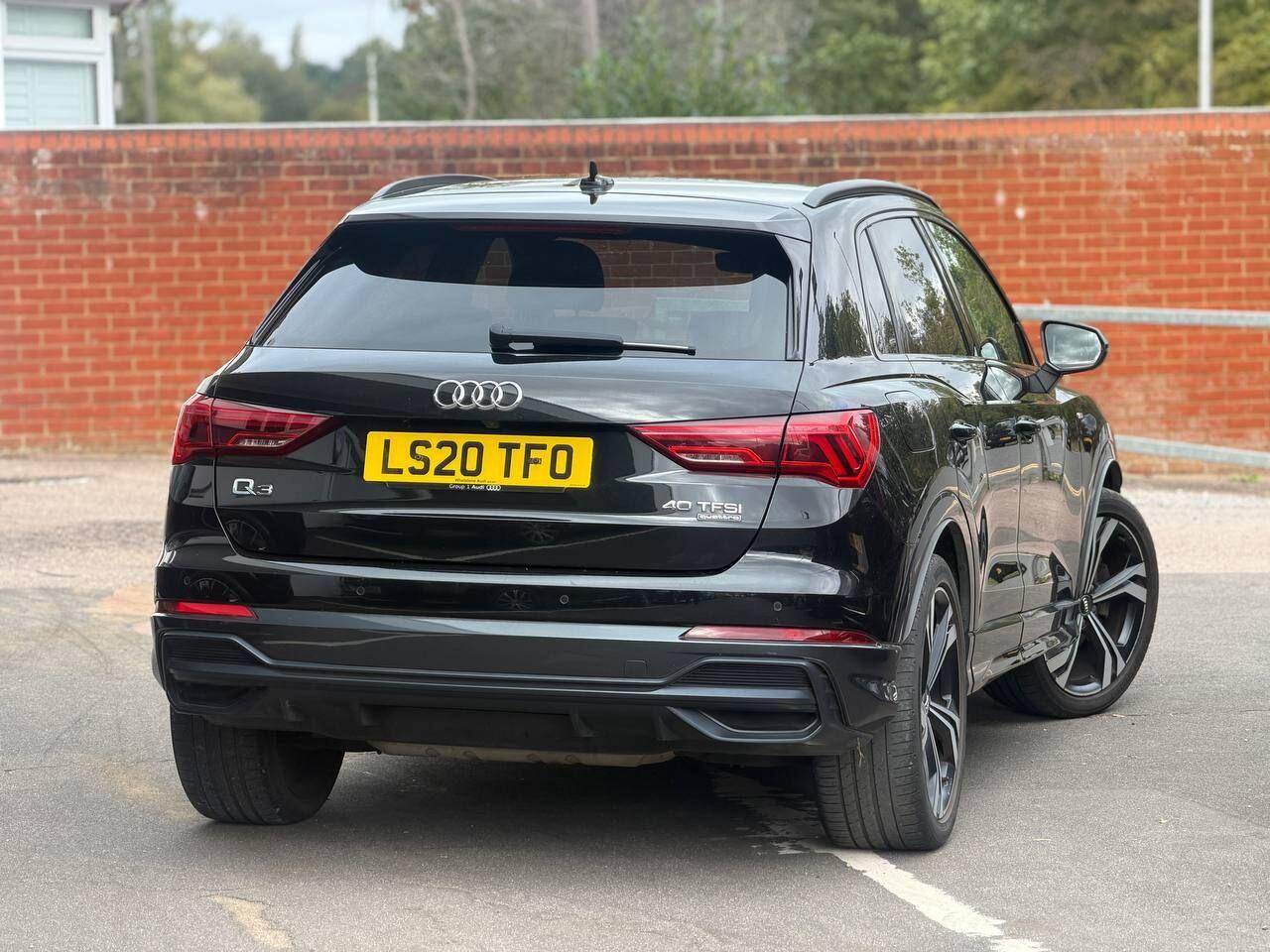 Audi Q3 view 61