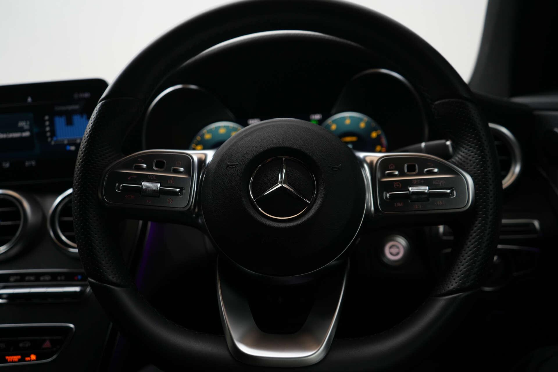 Mercedes-Benz C Class view 35