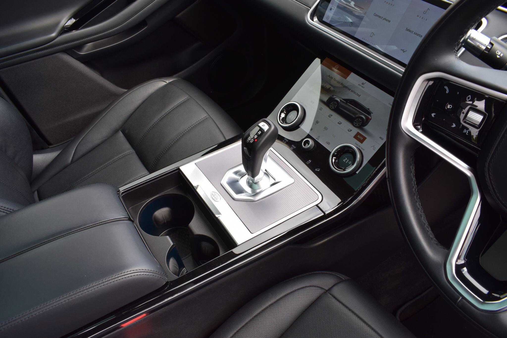 Land Rover Range Rover Evoque view 23