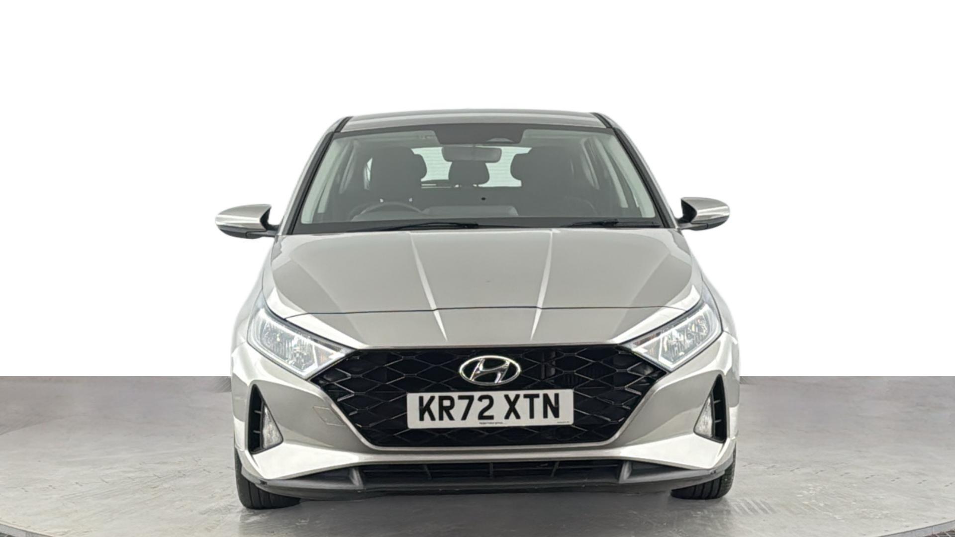 Hyundai i20 view 8