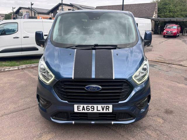 Ford Tourneo Custom view 19