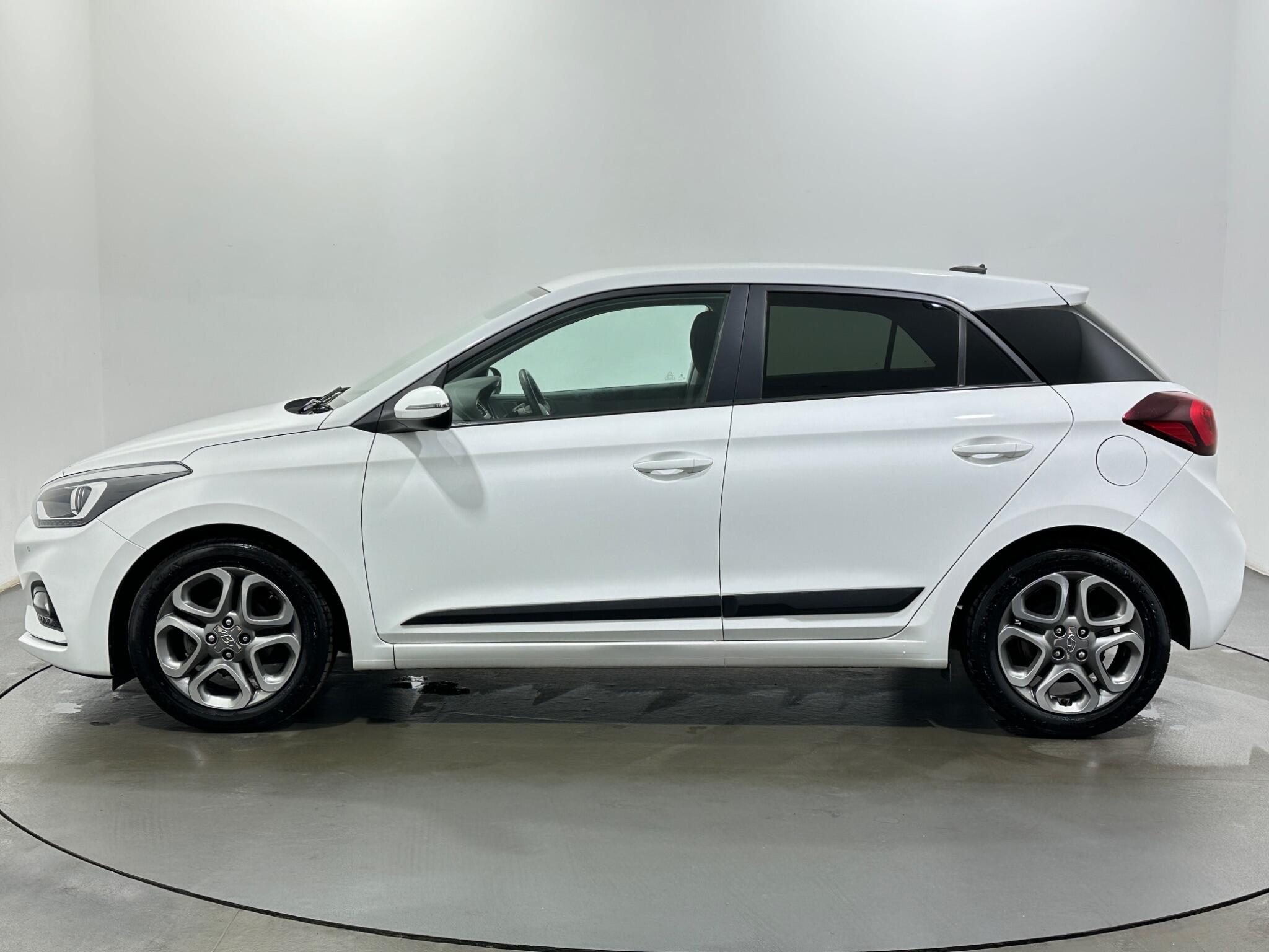 Hyundai I20 view 5