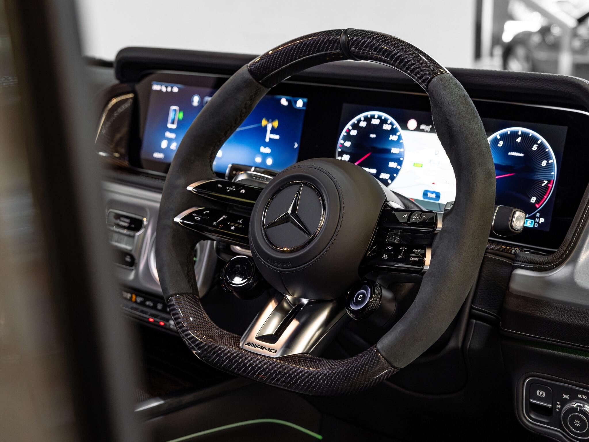 Mercedes-Benz G-Class view 17