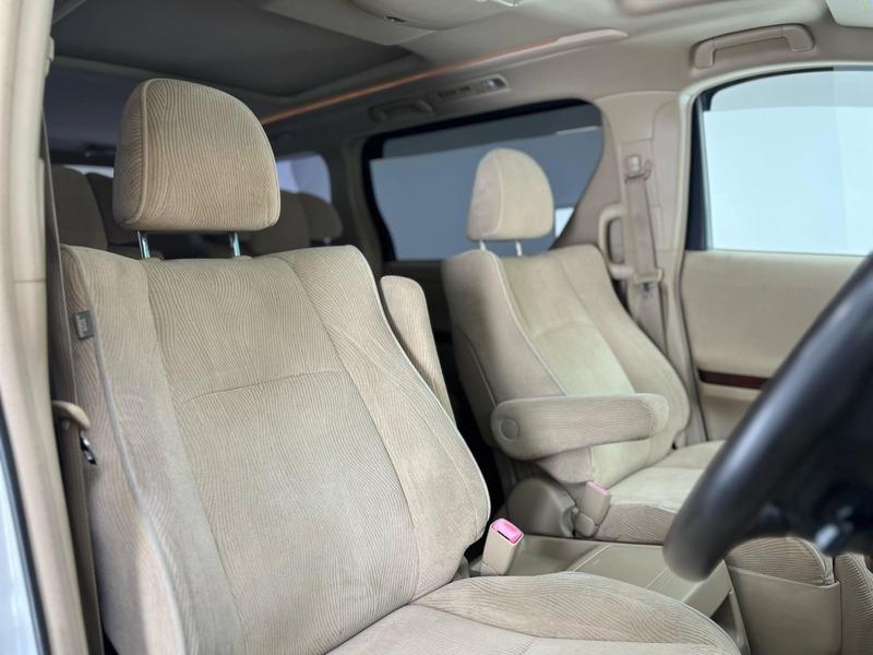 2009 Toyota Alphard image 22