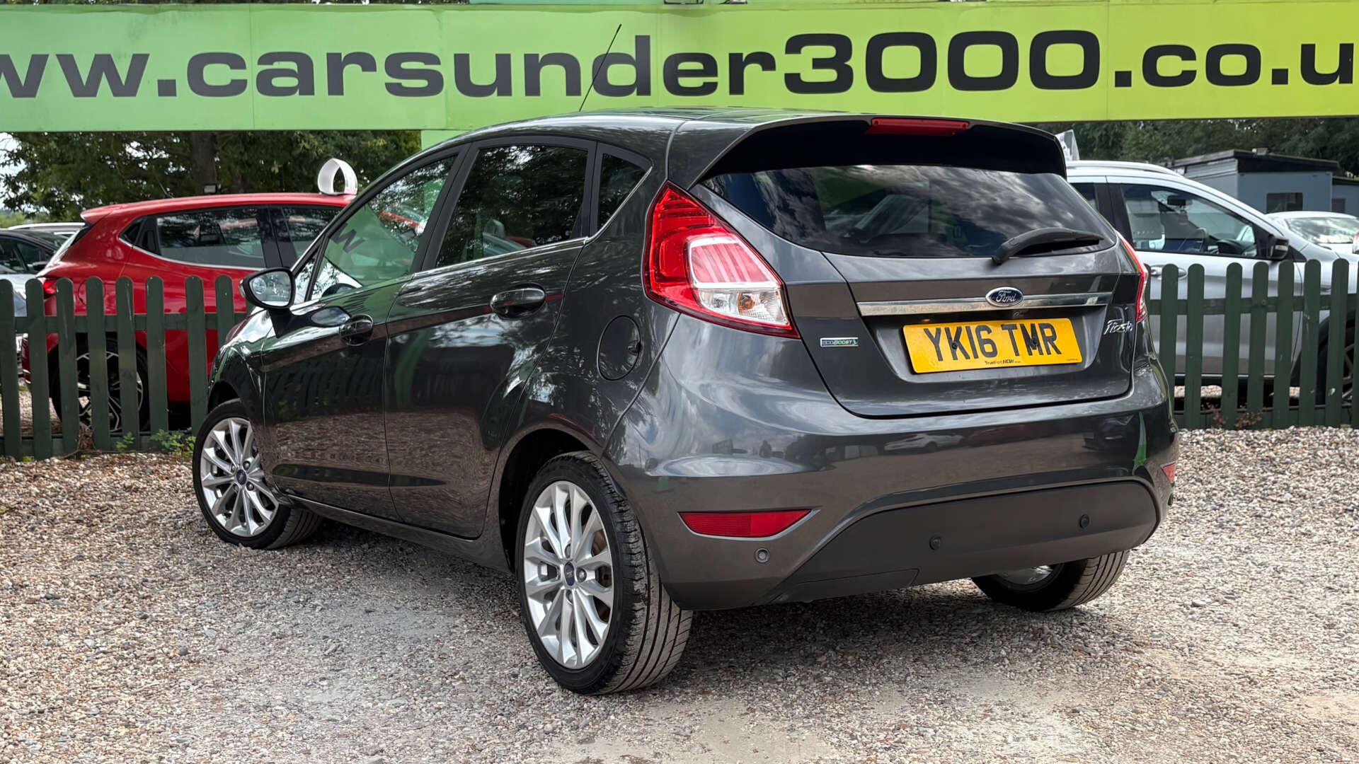 Ford Fiesta view 4