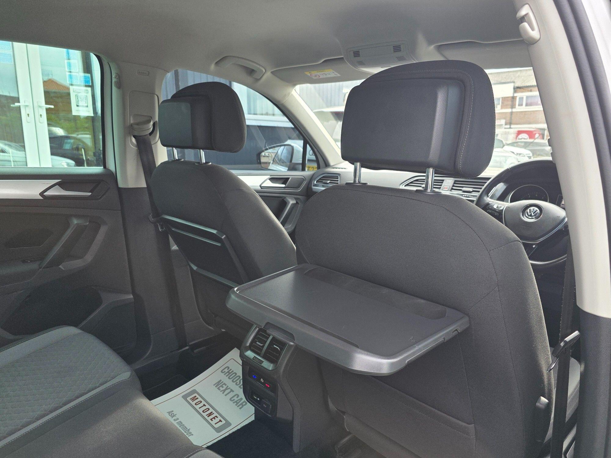 Volkswagen Tiguan view 16