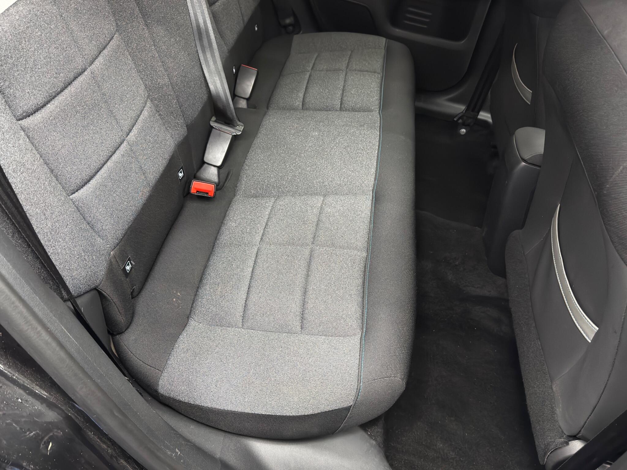 Citroen C4 Cactus view 16