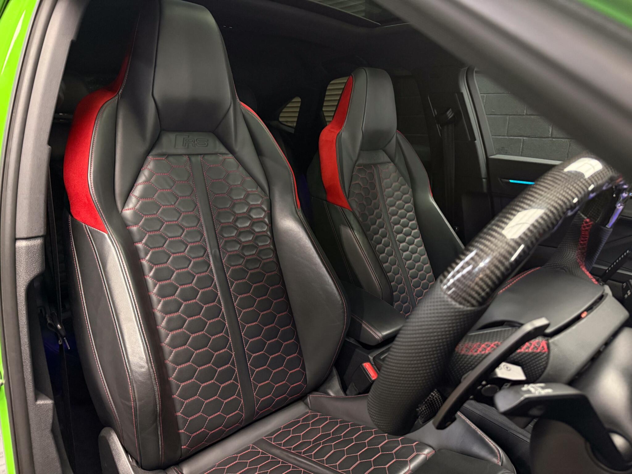 Audi RS Q3 view 25