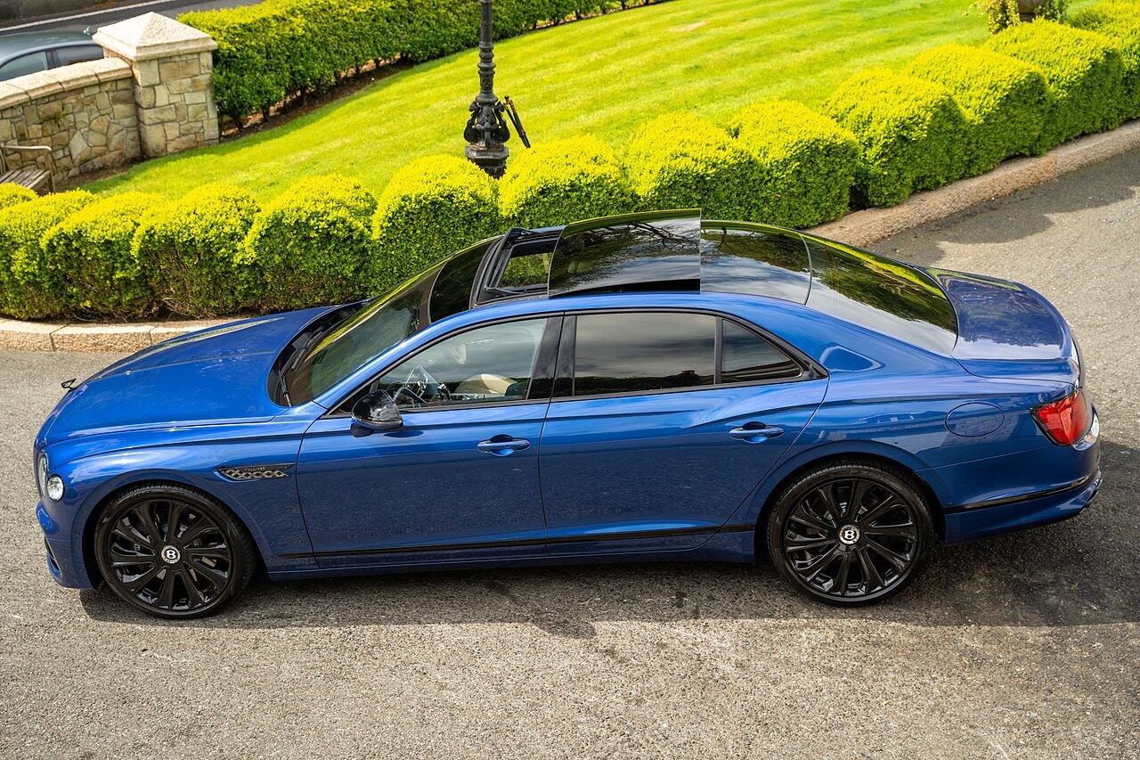 Bentley Flying Spur view 104